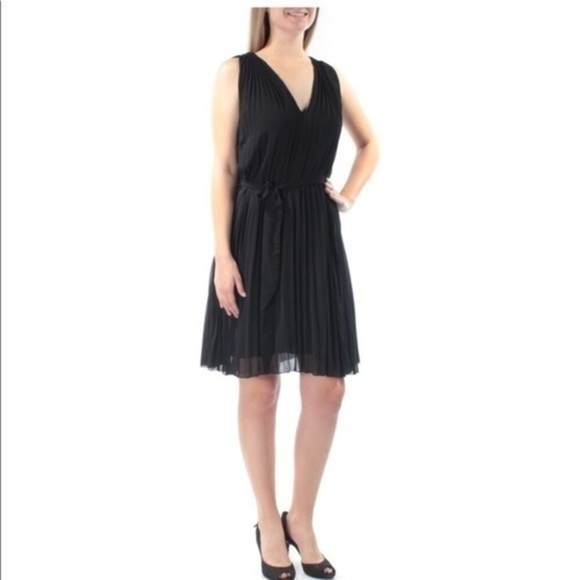 Studio M Dress - Picture 1 of 4